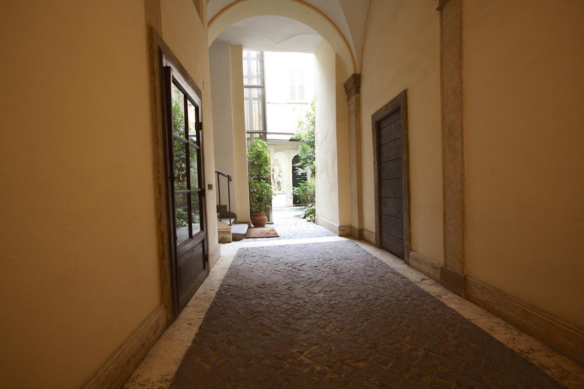 Navona Terrace 2br House Apartment