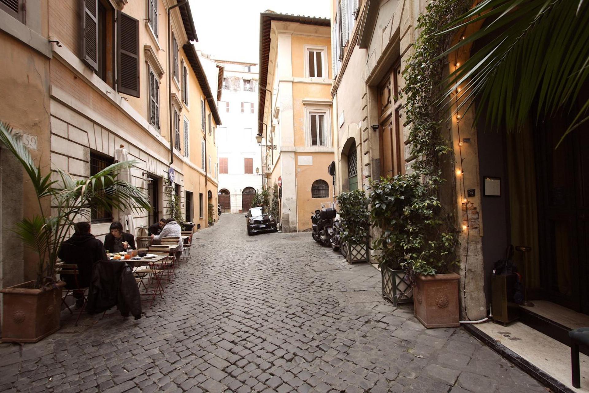 Navona Terrace 2br House Apartment