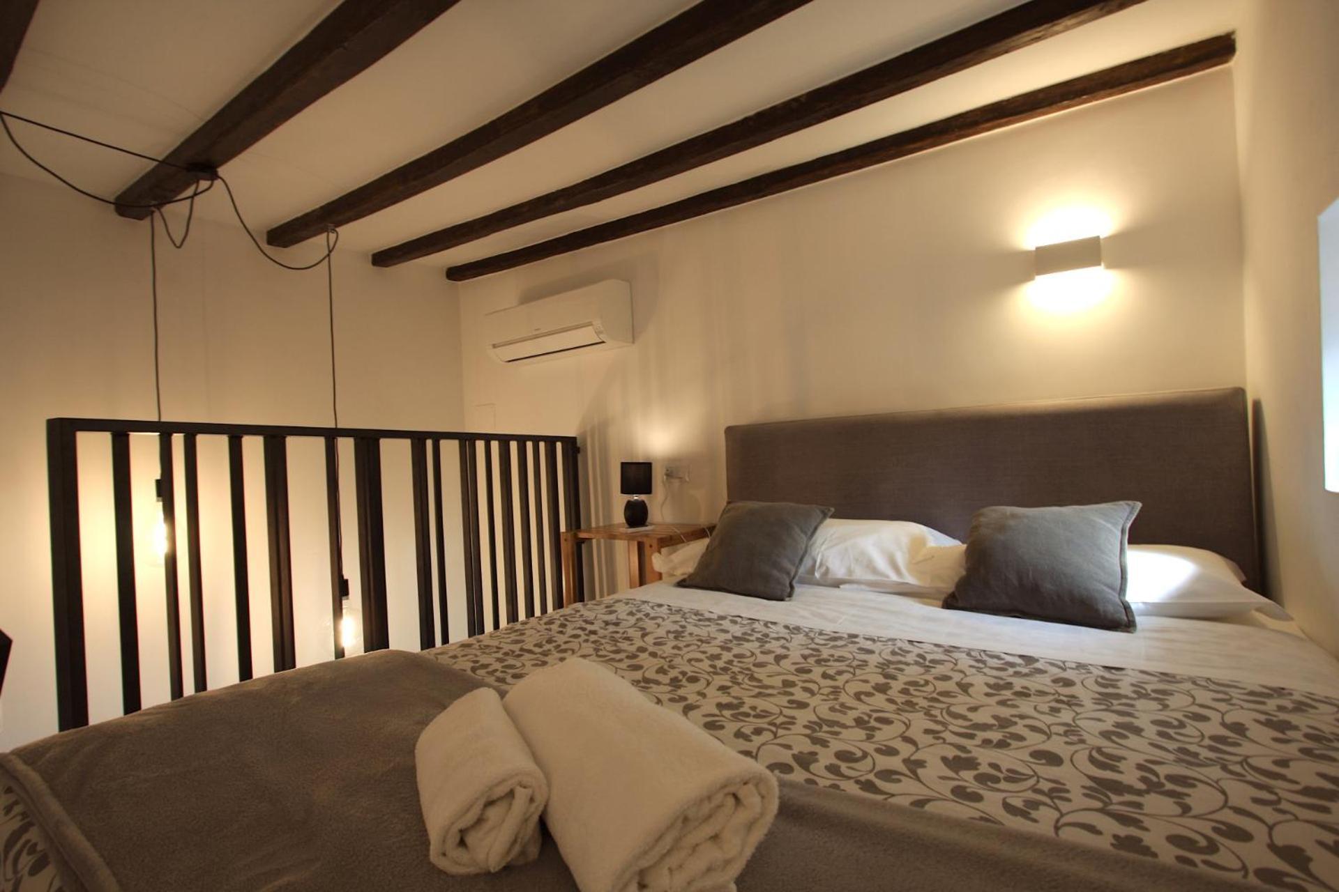Navona Terrace 2br House *