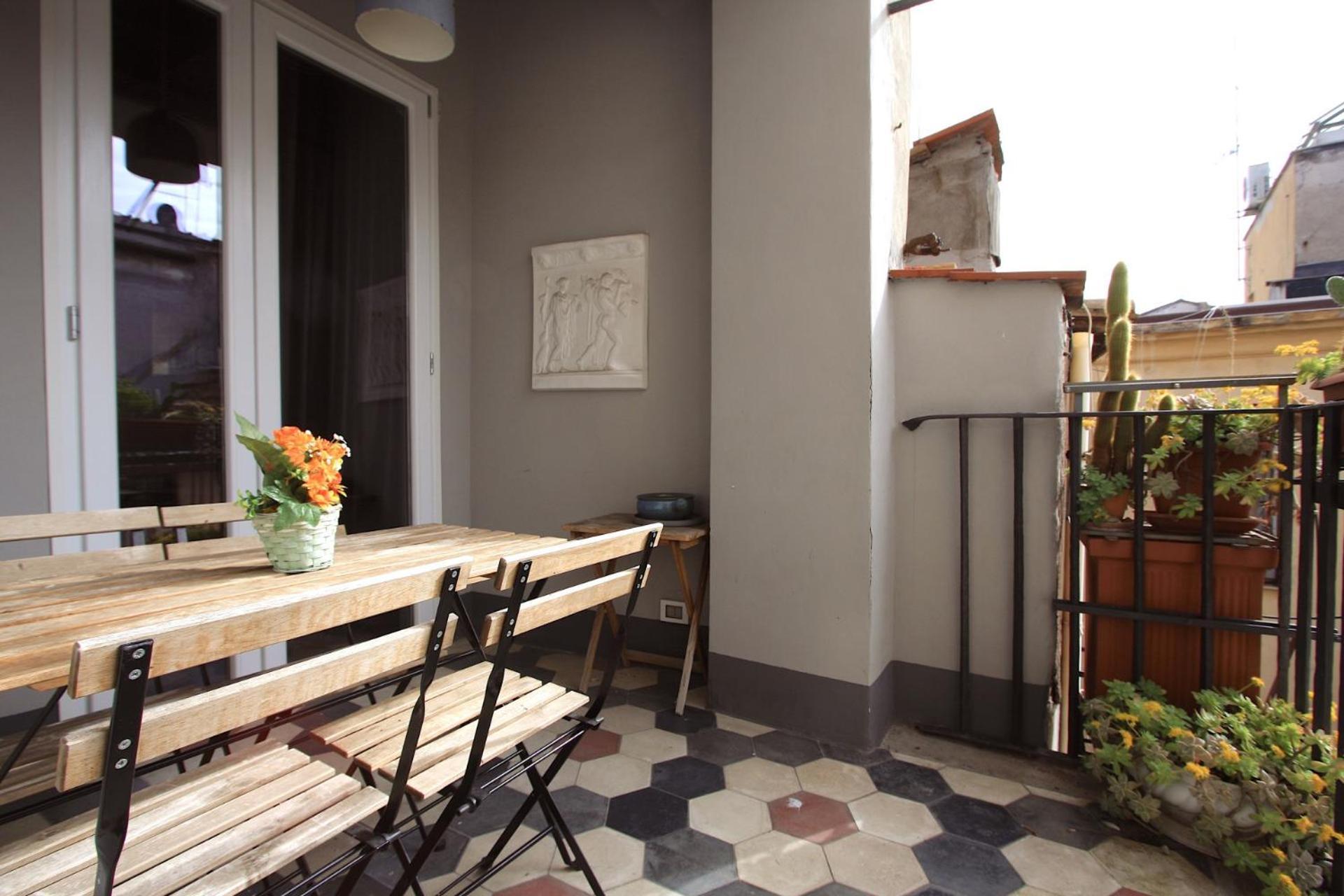 Navona Terrace 2br House Apartment